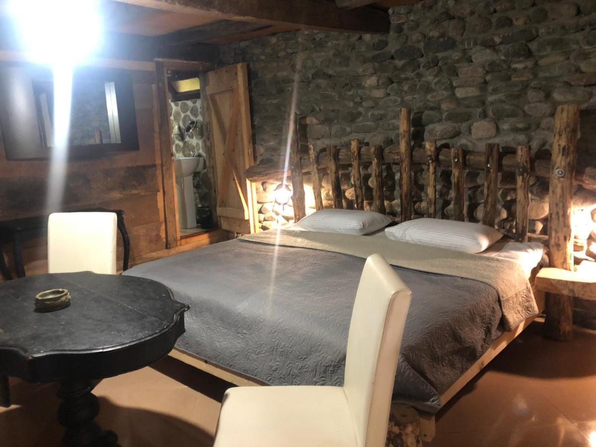 Gomis Mta Riverside Ozurget'i Bagian luar foto